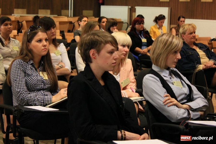 Zdjęcie w galerii na portalu naszraciborz.pl: Współczesne problemy dzieci i młodzieży wiadomości z regionu