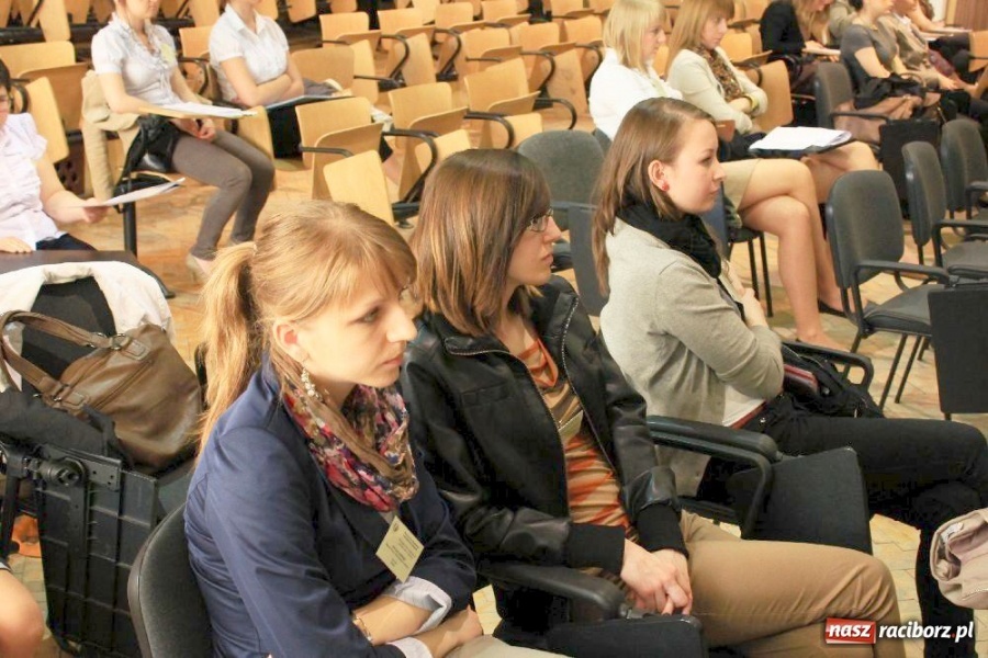 Zdjęcie w galerii na portalu naszraciborz.pl: Współczesne problemy dzieci i młodzieży wiadomości z regionu