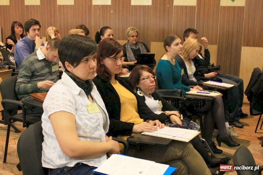 Zdjęcie w galerii na portalu naszraciborz.pl: Współczesne problemy dzieci i młodzieży wiadomości z regionu
