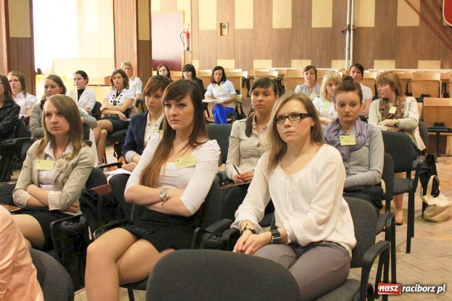 Zdjęcie w galerii na portalu naszraciborz.pl: Współczesne problemy dzieci i młodzieży wiadomości z regionu
