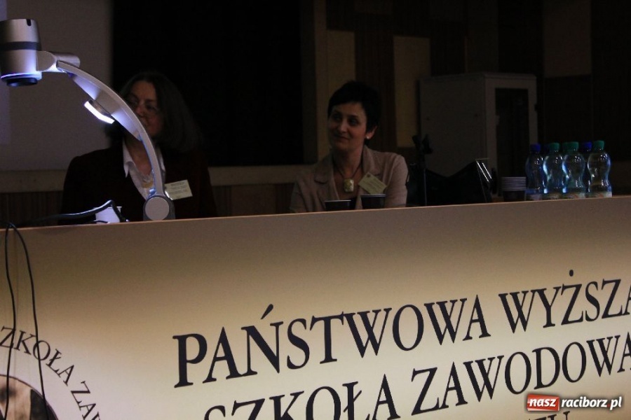 Zdjęcie w galerii na portalu naszraciborz.pl: Współczesne problemy dzieci i młodzieży wiadomości z regionu