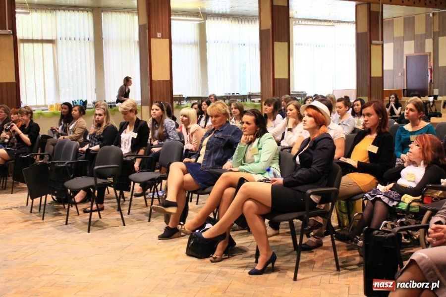 Zdjęcie w galerii na portalu naszraciborz.pl: Współczesne problemy dzieci i młodzieży wiadomości z regionu