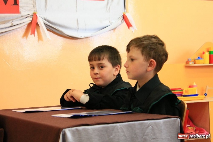 Zdjęcie w galerii na portalu naszraciborz.pl: Sąd nad szkodliwym papierosem wiadomości z regionu