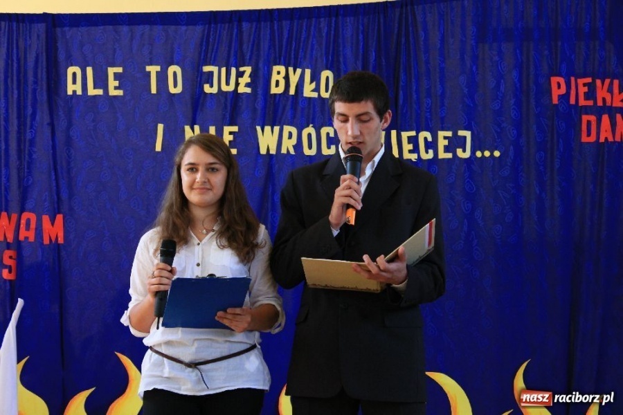 Zdjęcie w galerii na portalu naszraciborz.pl: Maturzyści z II LO zakończyli rok szkolny wiadomości z regionu