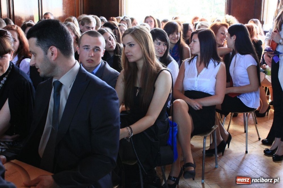 Zdjęcie w galerii na portalu naszraciborz.pl: Teraz czeka ich tydzień pilnej nauki wiadomości z regionu