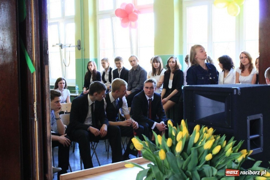 Zdjęcie w galerii na portalu naszraciborz.pl: Teraz czeka ich tydzień pilnej nauki wiadomości z regionu