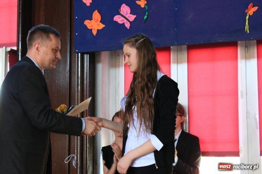 Zdjęcie w galerii na portalu naszraciborz.pl: Teraz czeka ich tydzień pilnej nauki wiadomości z regionu