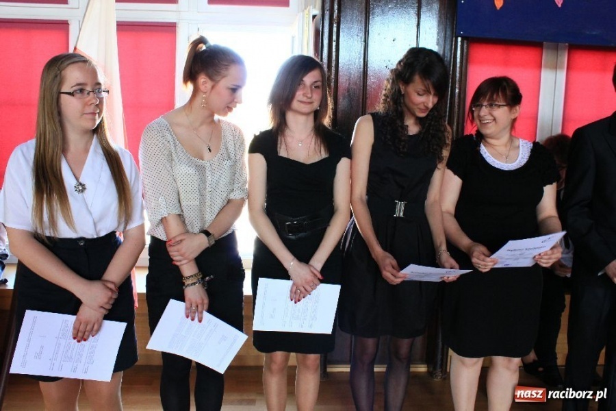 Zdjęcie w galerii na portalu naszraciborz.pl: Teraz czeka ich tydzień pilnej nauki wiadomości z regionu