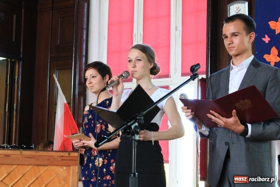 Zdjęcie w galerii na portalu naszraciborz.pl: Teraz czeka ich tydzień pilnej nauki wiadomości z regionu