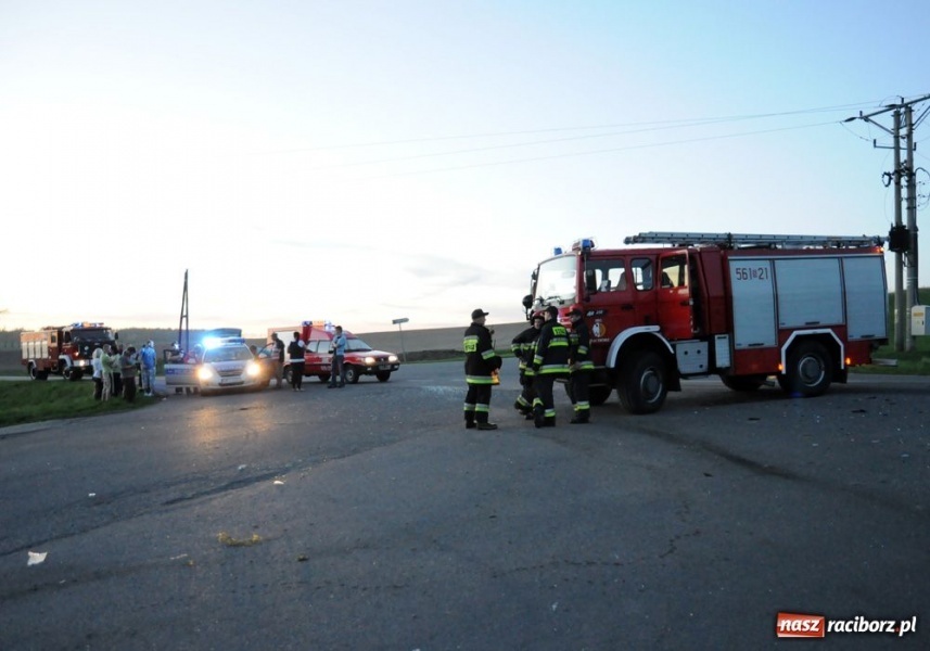 Zdjęcie w galerii na portalu naszraciborz.pl: Dwie osoby ranne za Makowem wiadomości z regionu