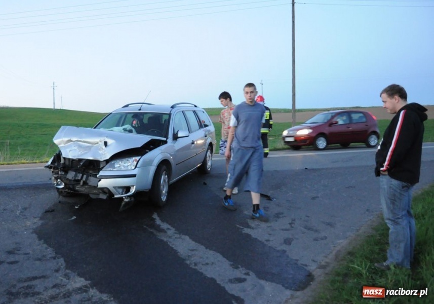 Zdjęcie w galerii na portalu naszraciborz.pl: Dwie osoby ranne za Makowem wiadomości z regionu