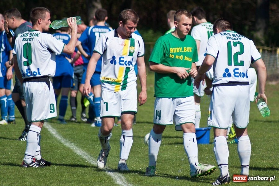Zdjęcie w galerii na portalu naszraciborz.pl: Derby gminy Kuźnia bez bramek wiadomości z regionu