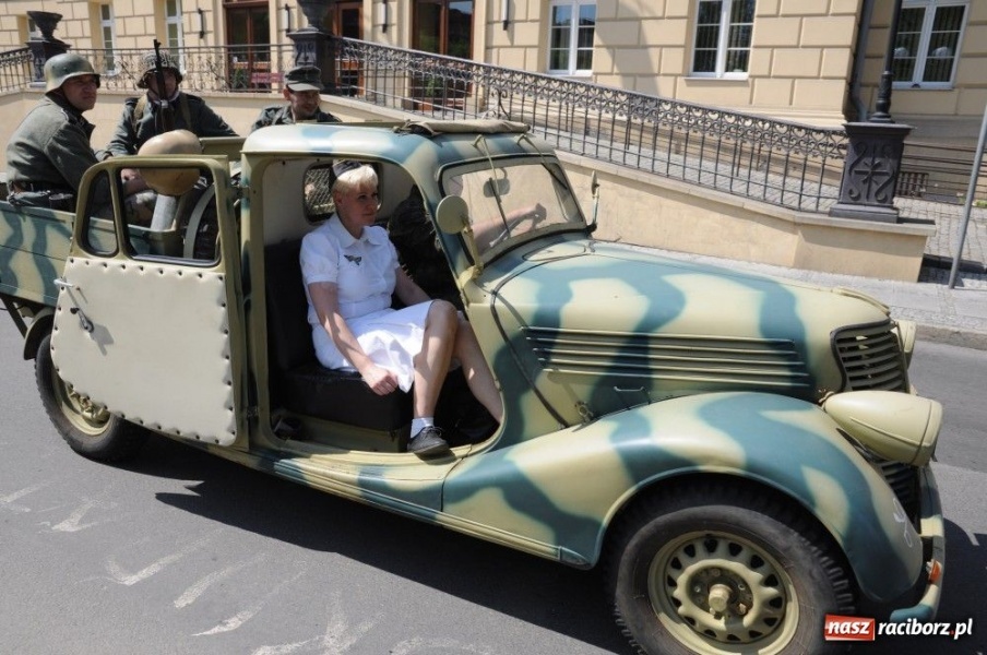 Zdjęcie w galerii na portalu naszraciborz.pl: Parada motocykli i oldtimerów wiadomości z regionu