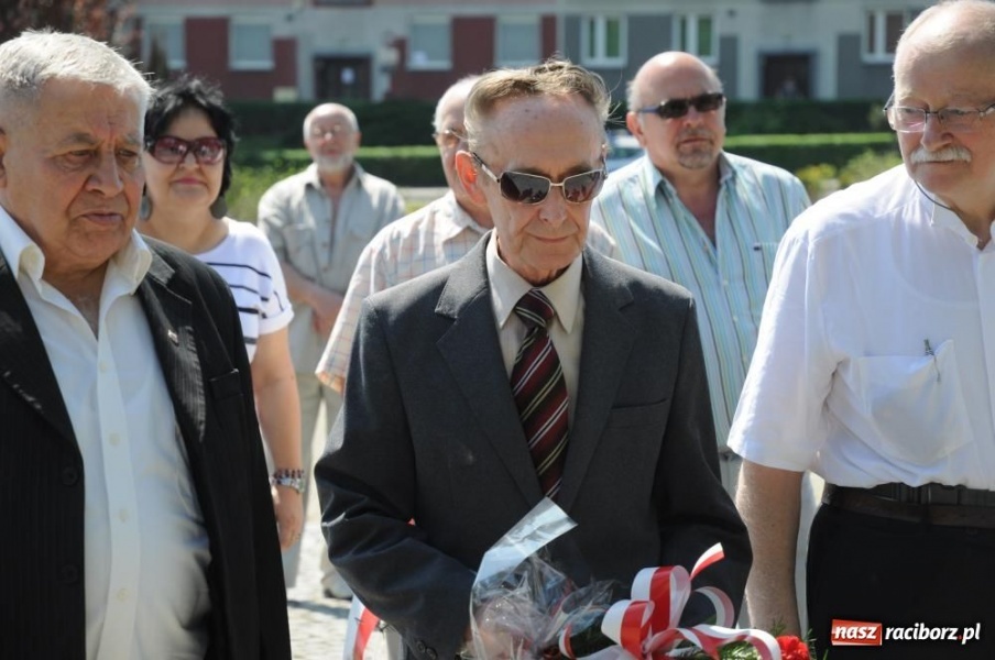 Zdjęcie w galerii na portalu naszraciborz.pl: Wiarusy z lewicy świętowały 1 Maja wiadomości z regionu