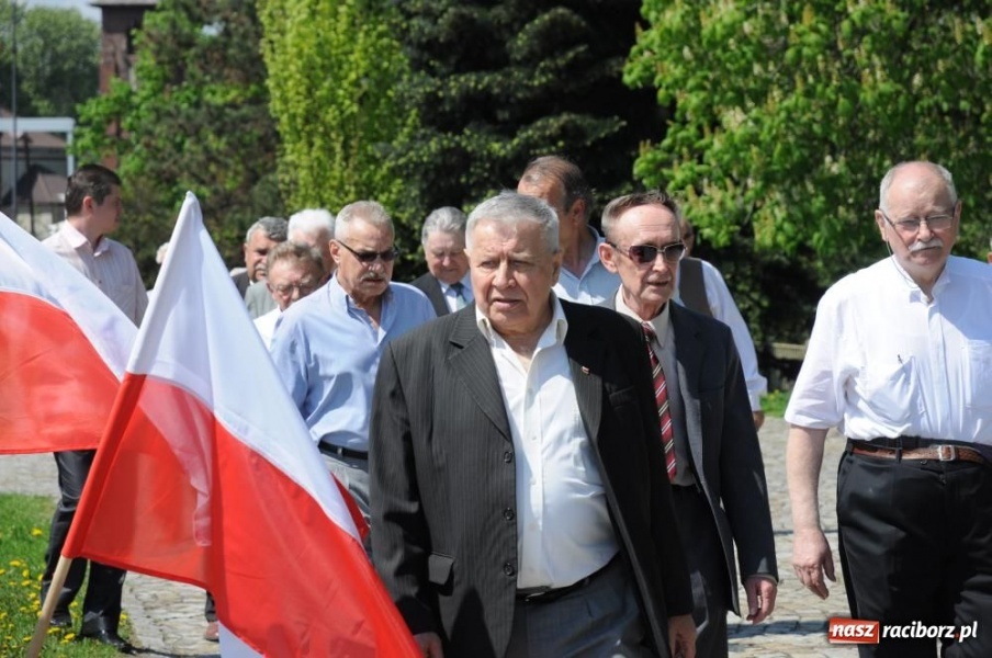 Zdjęcie w galerii na portalu naszraciborz.pl: Wiarusy z lewicy świętowały 1 Maja wiadomości z regionu