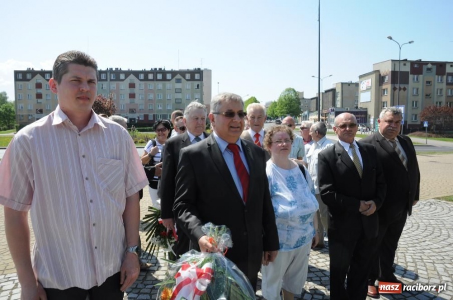 Zdjęcie w galerii na portalu naszraciborz.pl: Wiarusy z lewicy świętowały 1 Maja wiadomości z regionu