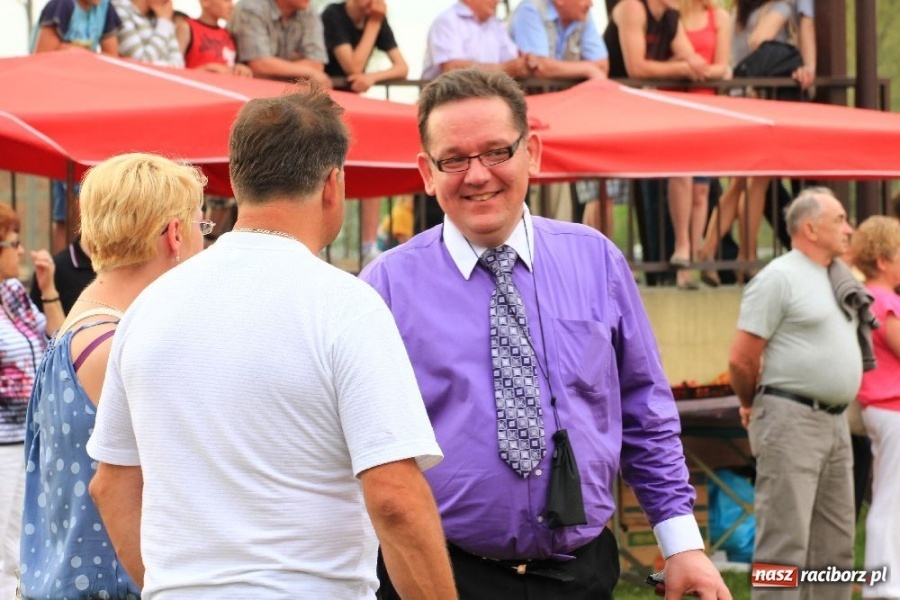 Zdjęcie w galerii na portalu naszraciborz.pl: Joanna Bartel rozbawiła publiczność wiadomości z regionu