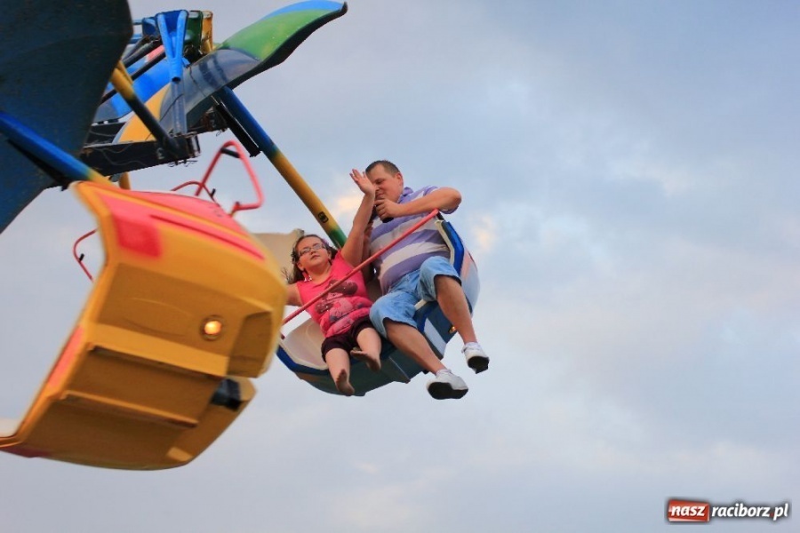 Zdjęcie w galerii na portalu naszraciborz.pl: Joanna Bartel rozbawiła publiczność wiadomości z regionu