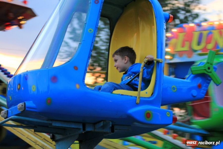 Zdjęcie w galerii na portalu naszraciborz.pl: Joanna Bartel rozbawiła publiczność wiadomości z regionu