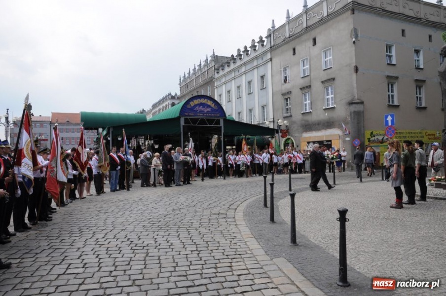 Zdjęcie w galerii na portalu naszraciborz.pl: Patriotyczna Majówka w Raciborzu wiadomości z regionu