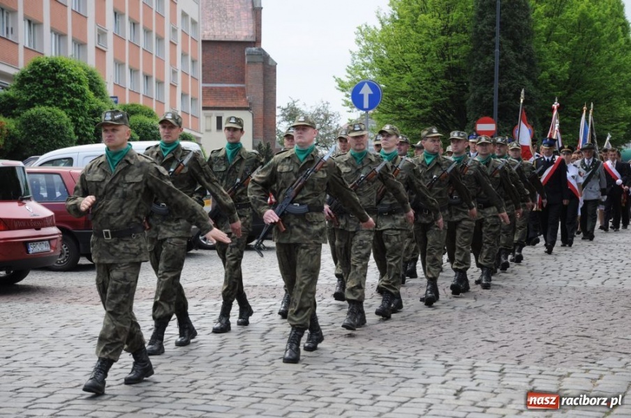 Zdjęcie w galerii na portalu naszraciborz.pl: Patriotyczna Majówka w Raciborzu wiadomości z regionu
