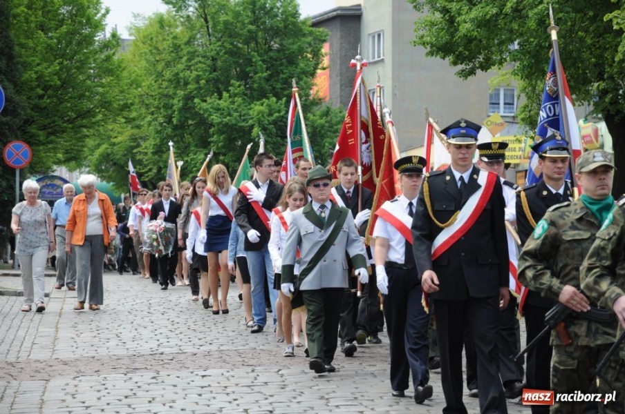 Zdjęcie w galerii na portalu naszraciborz.pl: Patriotyczna Majówka w Raciborzu wiadomości z regionu