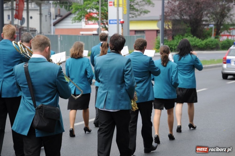 Zdjęcie w galerii na portalu naszraciborz.pl: Patriotyczna Majówka w Raciborzu wiadomości z regionu