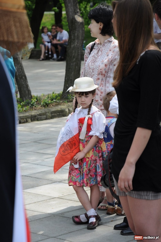 Zdjęcie w galerii na portalu naszraciborz.pl: Patriotyczna Majówka w Raciborzu wiadomości z regionu