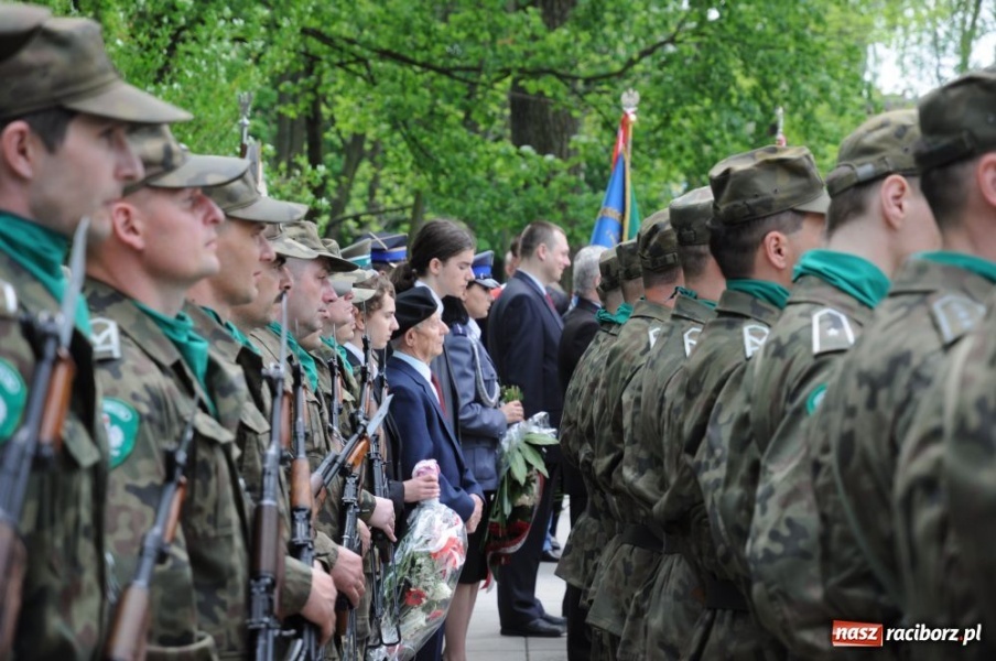 Zdjęcie w galerii na portalu naszraciborz.pl: Patriotyczna Majówka w Raciborzu wiadomości z regionu