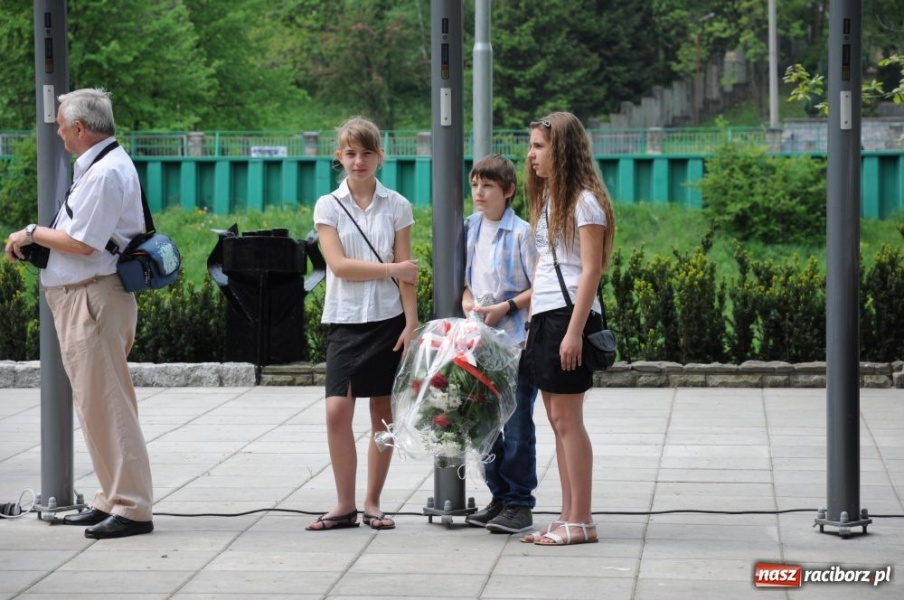 Zdjęcie w galerii na portalu naszraciborz.pl: Patriotyczna Majówka w Raciborzu wiadomości z regionu