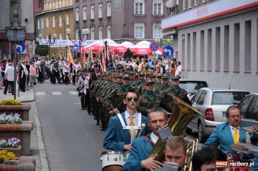 Zdjęcie w galerii na portalu naszraciborz.pl: Patriotyczna Majówka w Raciborzu wiadomości z regionu