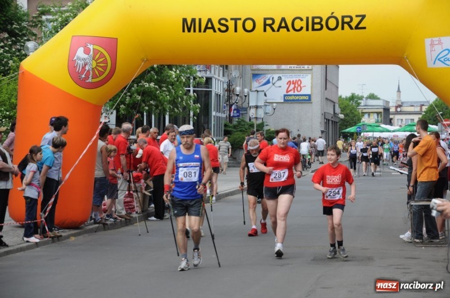 Zdjęcie w galerii na portalu naszraciborz.pl: Rekordowa frekwencja na Biegu bez granic wiadomości z regionu