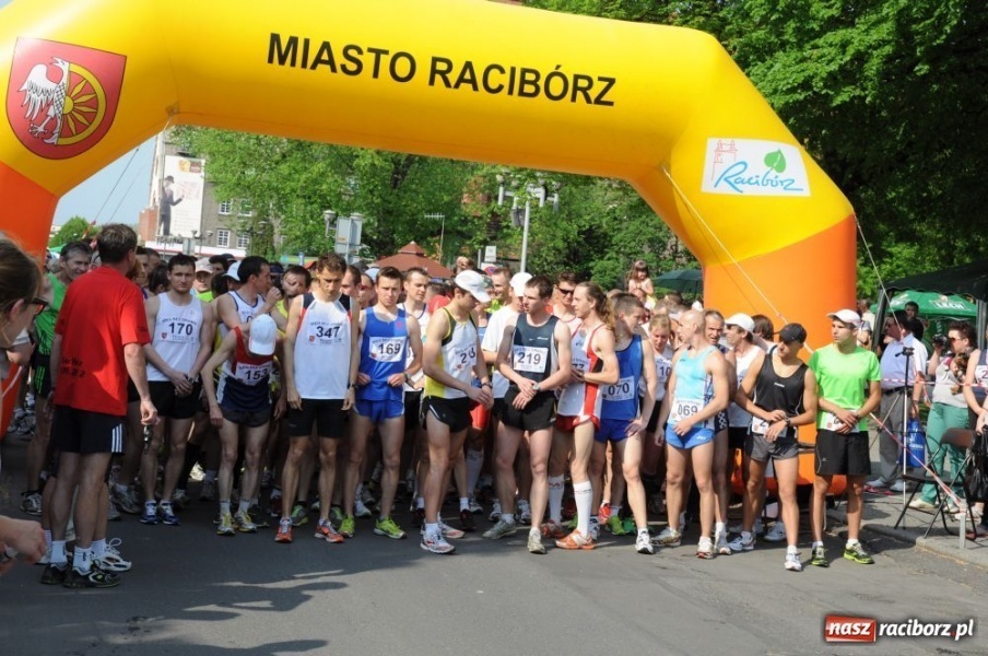 Zdjęcie w galerii na portalu naszraciborz.pl: Rekordowa frekwencja na Biegu bez granic wiadomości z regionu