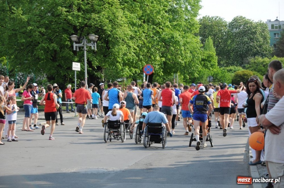 Zdjęcie w galerii na portalu naszraciborz.pl: Rekordowa frekwencja na Biegu bez granic wiadomości z regionu