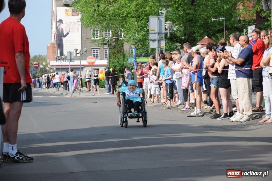 Zdjęcie w galerii na portalu naszraciborz.pl: Rekordowa frekwencja na Biegu bez granic wiadomości z regionu