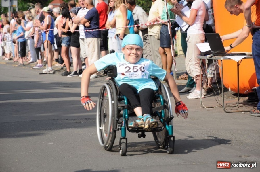 Zdjęcie w galerii na portalu naszraciborz.pl: Rekordowa frekwencja na Biegu bez granic wiadomości z regionu