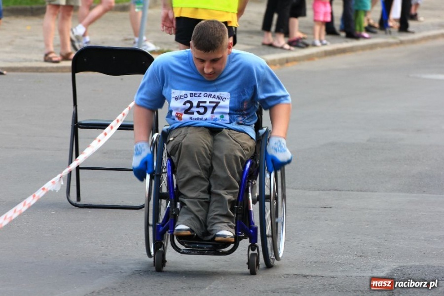 Zdjęcie w galerii na portalu naszraciborz.pl: Rekordowa frekwencja na Biegu bez granic wiadomości z regionu