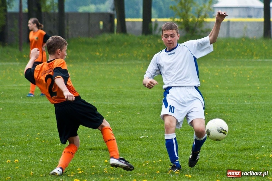 Zdjęcie w galerii na portalu naszraciborz.pl: Juniorzy młodsi Owsiszcz rozgromieni wiadomości z regionu
