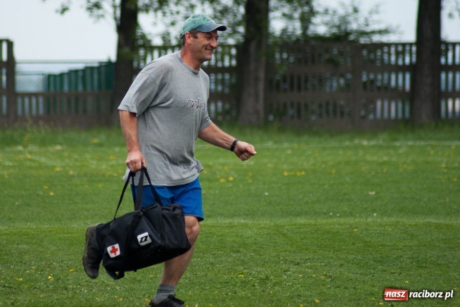 Zdjęcie w galerii na portalu naszraciborz.pl: Juniorzy młodsi Owsiszcz rozgromieni wiadomości z regionu