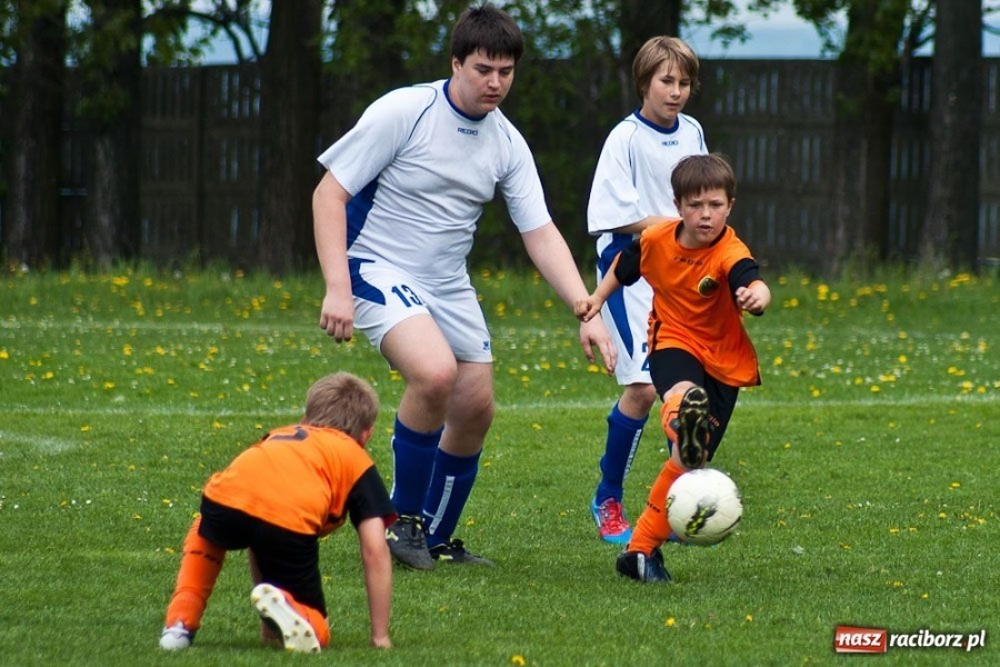 Zdjęcie w galerii na portalu naszraciborz.pl: Juniorzy młodsi Owsiszcz rozgromieni wiadomości z regionu