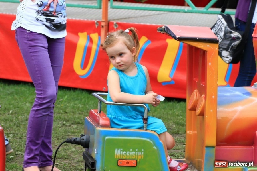 Zdjęcie w galerii na portalu naszraciborz.pl: Biesiada z Księciem i występ Bukslików wiadomości z regionu