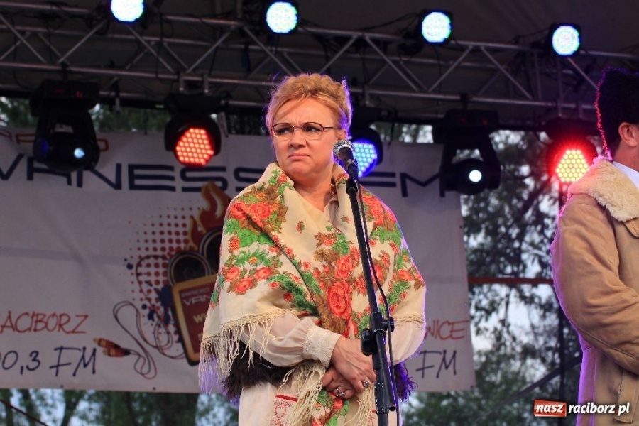 Zdjęcie w galerii na portalu naszraciborz.pl: Wieczór z Kabaretem pod Wyrwigroszem wiadomości z regionu