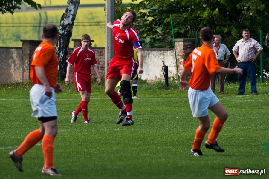 Zdjęcie w galerii na portalu naszraciborz.pl: Turza wywozi punkty z Krzanowic wiadomości z regionu