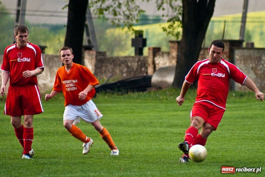 Zdjęcie w galerii na portalu naszraciborz.pl: Turza wywozi punkty z Krzanowic wiadomości z regionu