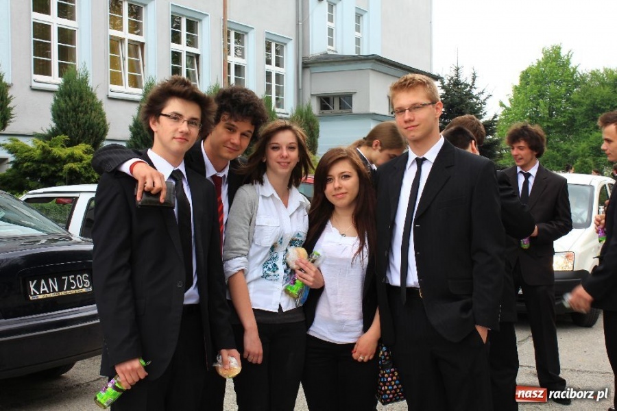 Zdjęcie w galerii na portalu naszraciborz.pl: Hura, hura, dzisiaj matura z polskiego wiadomości z regionu