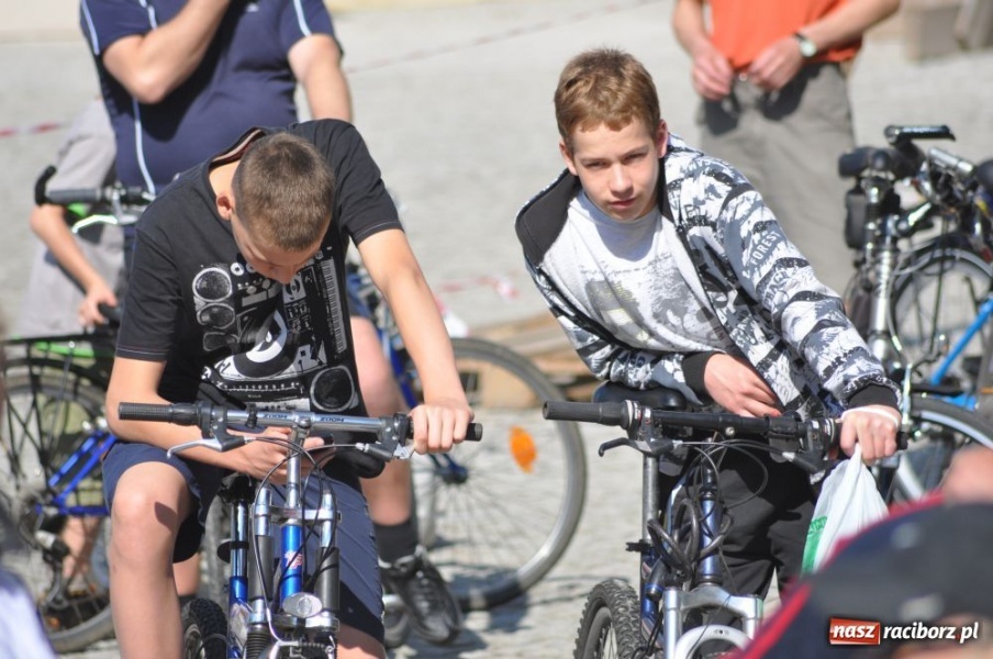 Zdjęcie w galerii na portalu naszraciborz.pl: Ścieżki po wałach oficjalnie otwarte wiadomości z regionu
