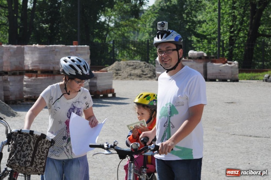 Zdjęcie w galerii na portalu naszraciborz.pl: Ścieżki po wałach oficjalnie otwarte wiadomości z regionu