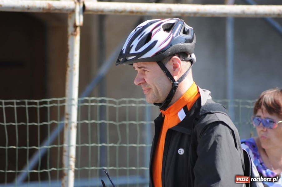 Zdjęcie w galerii na portalu naszraciborz.pl: Ścieżki po wałach oficjalnie otwarte wiadomości z regionu