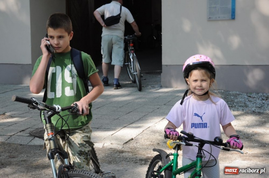 Zdjęcie w galerii na portalu naszraciborz.pl: Ścieżki po wałach oficjalnie otwarte wiadomości z regionu