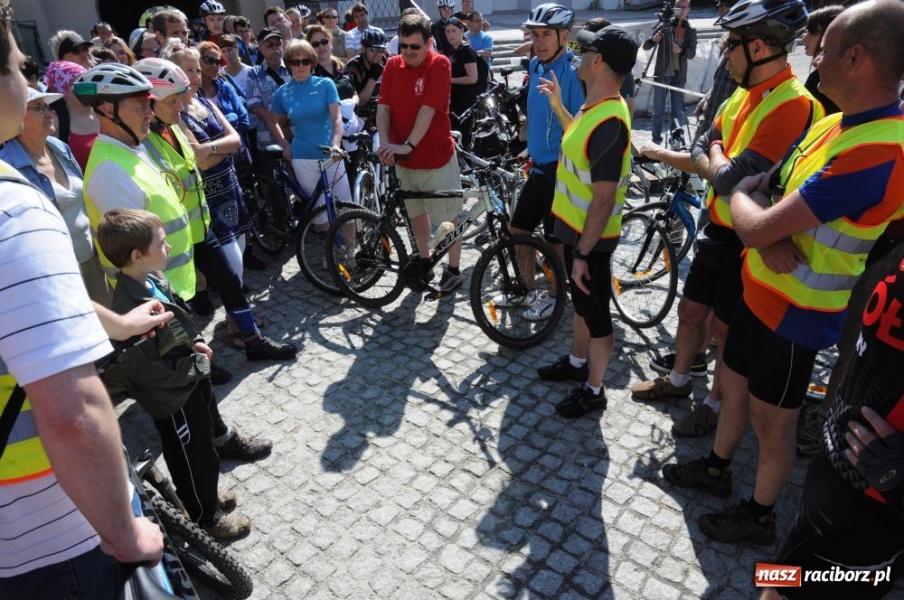Zdjęcie w galerii na portalu naszraciborz.pl: Ścieżki po wałach oficjalnie otwarte wiadomości z regionu